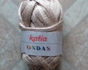 DIY Make your own Katia Ondas Scarf wool rainbow red grey purple pink green white knitting raft handmade gift for her christmas stocking