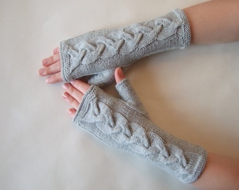 Knitted of 100 % baby MERINO wool. Light GRAY fingerless gloves, wrist warmers, fingerless mittens. Handmade gloves. Cable gloves.
