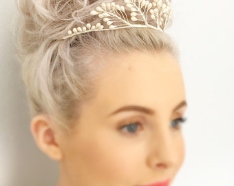 1930s Pearlised Wax Bud Tiara Bridal Crown