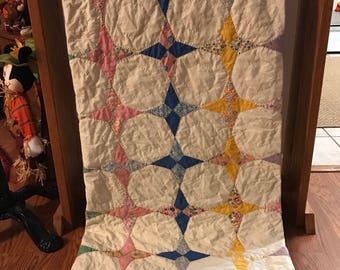 Beautiful vintage feed sack Hummingbird handsewn and handquilted 92" by 80"