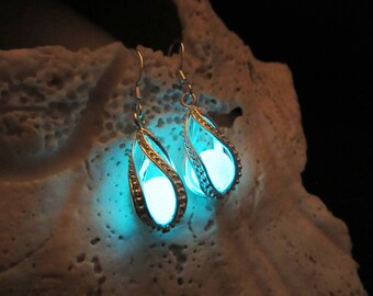 Silver earrings Glow in the dark
