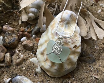 Wire wrapped seaglass necklace