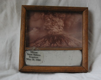 Mount Saint Helens Eruption May 18, 1980 Framed Picture and Ash - Breakdown of Elements Volcanic Ash from Mount Saint Helens - Earth Science