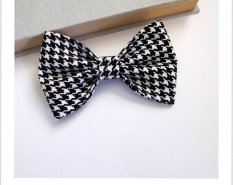 Bow tie and clip hair 2 1 black and white pied de poule