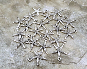 Twenty (20) Pewter Starfish Charms - Free Shipping in the US - (0805)