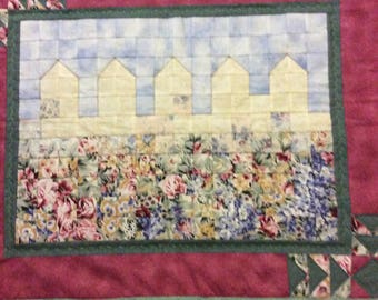Quilted wall hanging "Fences" Colorwash