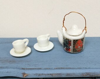 Miniature tea set, 1:12 Scale, Dollhouse miniature