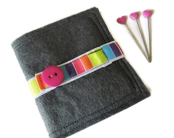 Needle Book - Dark Grey Felt Needle Case - Felt Needle Case - Sewing Needle Case - Hand Sewing Needle Case - Needle Book