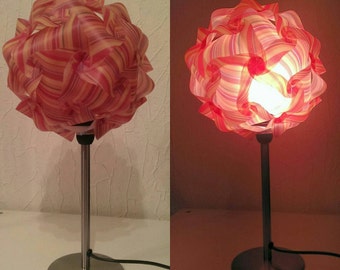 Kugellampe mit Lampenfuß in orange-gelb - unikat, Stehlampe mit tollem Ambiente