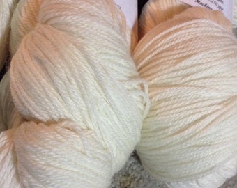 SW Merino Lace Weight Sock Yarn - Natural White - 100g Skein