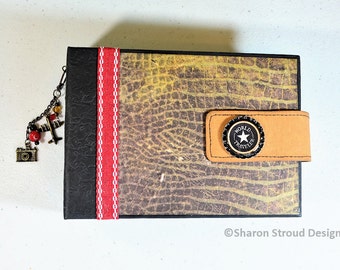 World Traveler 5x7 Mini Scrapbook Album