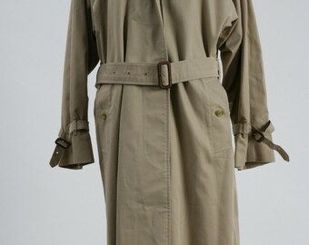 1980’s Burberrys Trench Coat, Burberrys Coat, Vintage Trench Coat, Vintage Burberrys Trench Coat, 1980s Coat, Vintage Coat, Designer Coat