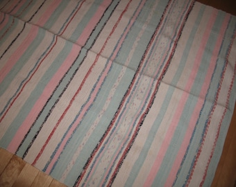 Tapis tissé artisanal avec tissus recyclé.Fabriqué au métier 1970.Couverture.Transport gratuit.