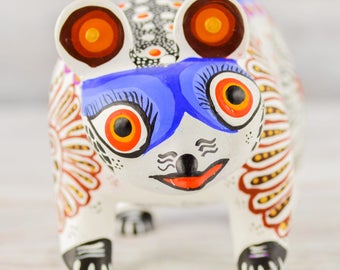 A1321 Bear Alebrije Oaxacan Wood Carving Painting Handcrafted Folk Art Mexican Craft