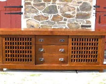 Mission, Arts & Crafts Style TV Cabinet with Lift for flat screen TV.