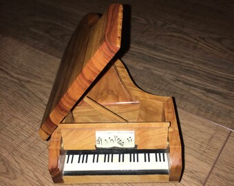 Vintage Reuge Piano Music Box, Wood Swiss Musical Movement, collectors jewelry box, Trinket box, Baby Grand piano