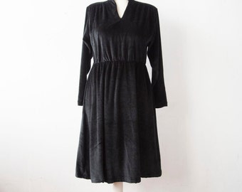 80s Vintage Dress // VELVET