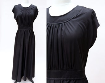 Vintage 70s Dress / Vintage Black Maxi Grecian Dress / Size 18