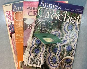 Lot of 4 Annie's Crochet & Needlework Books 1983-2005