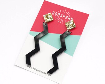 Zig Zag Earrings in Gold Glitter and Black