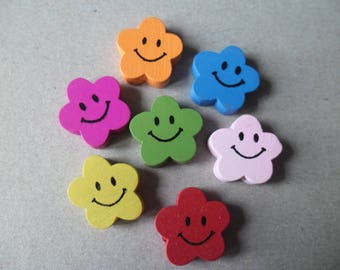 25 x mixed wood flower face smiling 20 x 20 mm