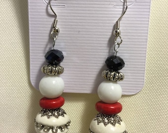 Festive Snowmen Bead Earrings