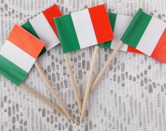 Vintage Italian Flag Picks - Package of 5