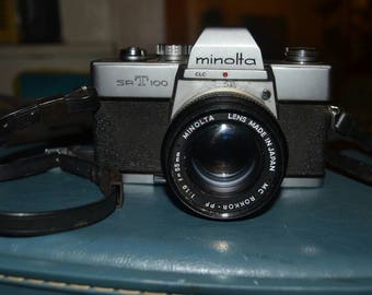 Vintage Minolta SRT 100 35mm SLR Film Camera with Case 55mm Lens