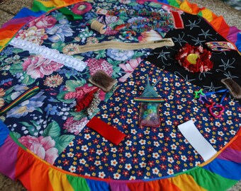 Fidget Quilt for Dementia, Alzheimer's and others.Busy blanket/activity blanket/circle blanket