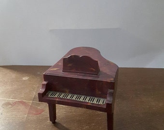 Vintage miniature baby grand piano for dollhouse