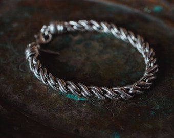Vintage Oscar de la Renta Bracelet 8"