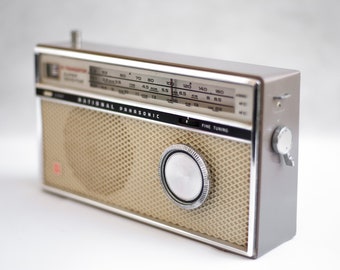 Vintage National Panasonic Io, transistor Radio Model R - 307, radio vintage, collectible, made in japan, interior decoration, home decor