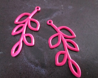 2 charms / pendants leaves neon fuchsia 42 x 19 mm