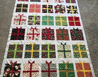 Quilt Top : Christmas Presents