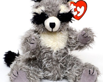 Vintage Retired TY Attic Treasures: Radcliffe the Raccoon 1999 - MINT Condition / Retired 2000