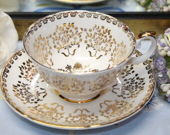 ROYAL GRAFTON Fine Bone China Teacup and Saucer Set