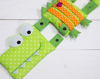 Quiet toy, Buckle toy, Educational toy, Fine motor skill, Gift for the child, Crocodile clasp, Clasp toy, Busy toy, Sensory travel toy