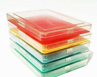 Plastic Dispay Boxes with Lids / Rainbow assortment of 5 Colors / Stackable Vintage Containers