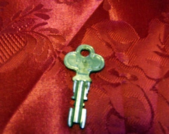 Vintage Chevrolet Door Key No. CH71