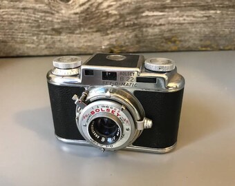 Bolsey 1950's Model B2 Camera - See all of our amazing vintage cameras