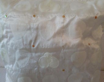 Pillow white satin 40 x 40