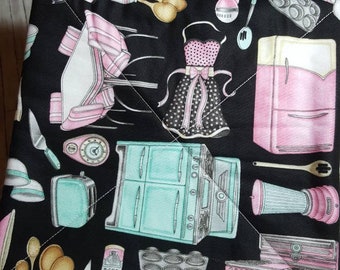 RETRO IN BLACK Potholder, Hot Pad