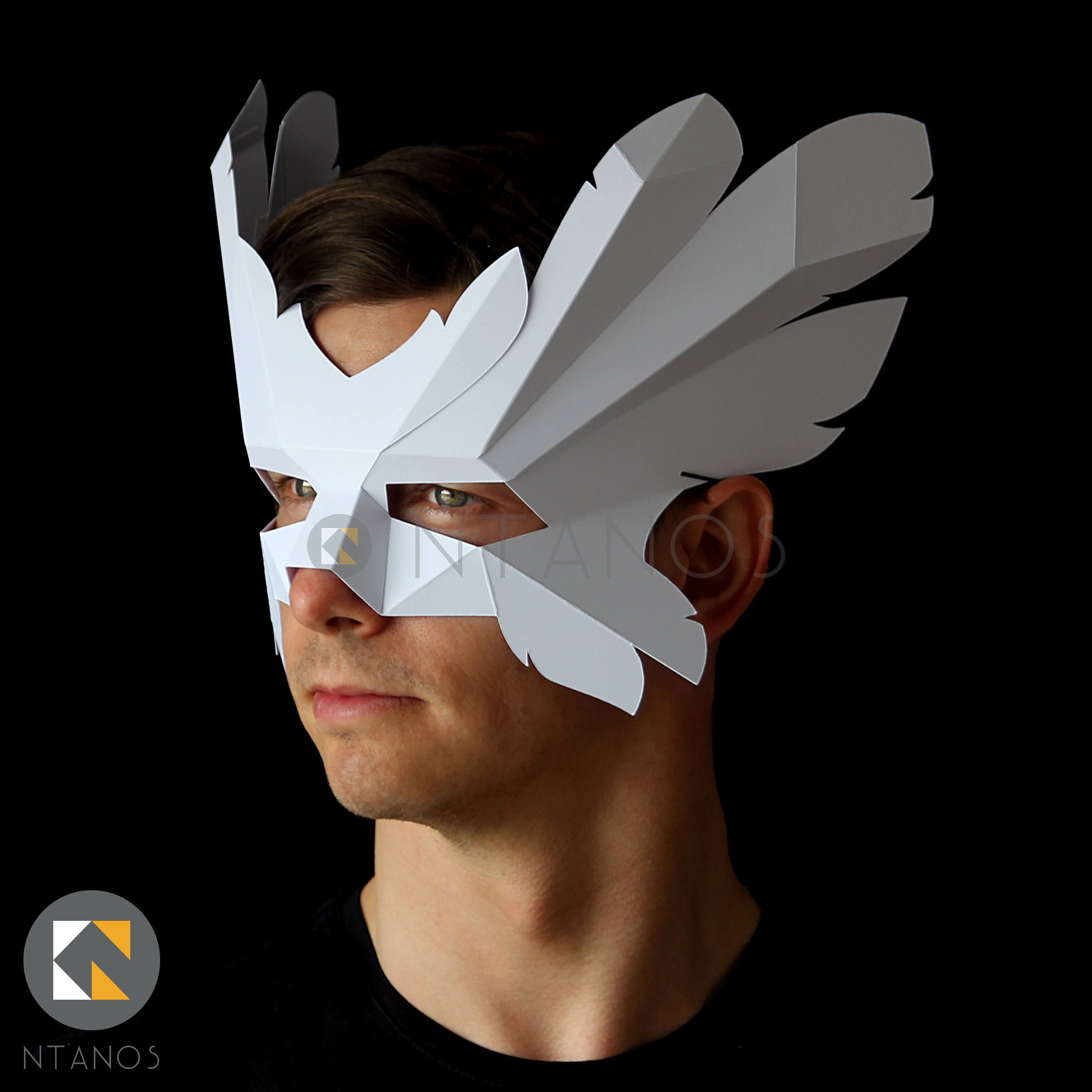 Самую простую маску. Объемная маска. Бумажные маски объемные. Объемная маска из бумаги. Необычные маски из бумаги.