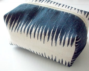 Make up Bag - Cosmetic Pouch - Lunch Bag - Wet Bag -Waterproof Bag