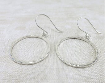 Silver Earrings ~ Hoop Earrings ~ Minimalist Earrings ~ Dangle Earrings ~ Circle Earrings ~ Sterling Earrings ~ Lightweight Earrings