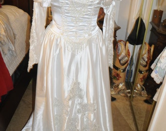 Alfred Angelo Wedding Dress