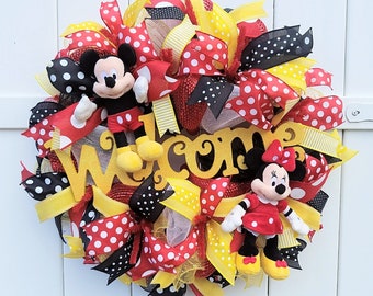 Mickey Minnie Wreath, Welcome Wreath, Mickey and Minnie Wreath, Mickey Mouse Wreath, Mickey and Minnie Welcome Wreath for front door