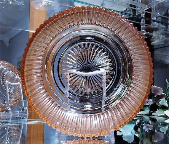 Pink Depression Glass Bowl / QUEEN MARY / Prismatic