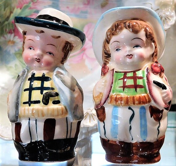 Cowboy Cowgirl Shakers / JAPAN Salt Pepper Shakers / Vintage / Country Kitchen / Mid Century