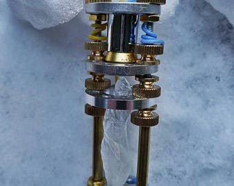 Electron Lightsaber Crystal Chamber 1.0, for Graflex 2.0 or FX led Lightsaber. Does not include hilt.